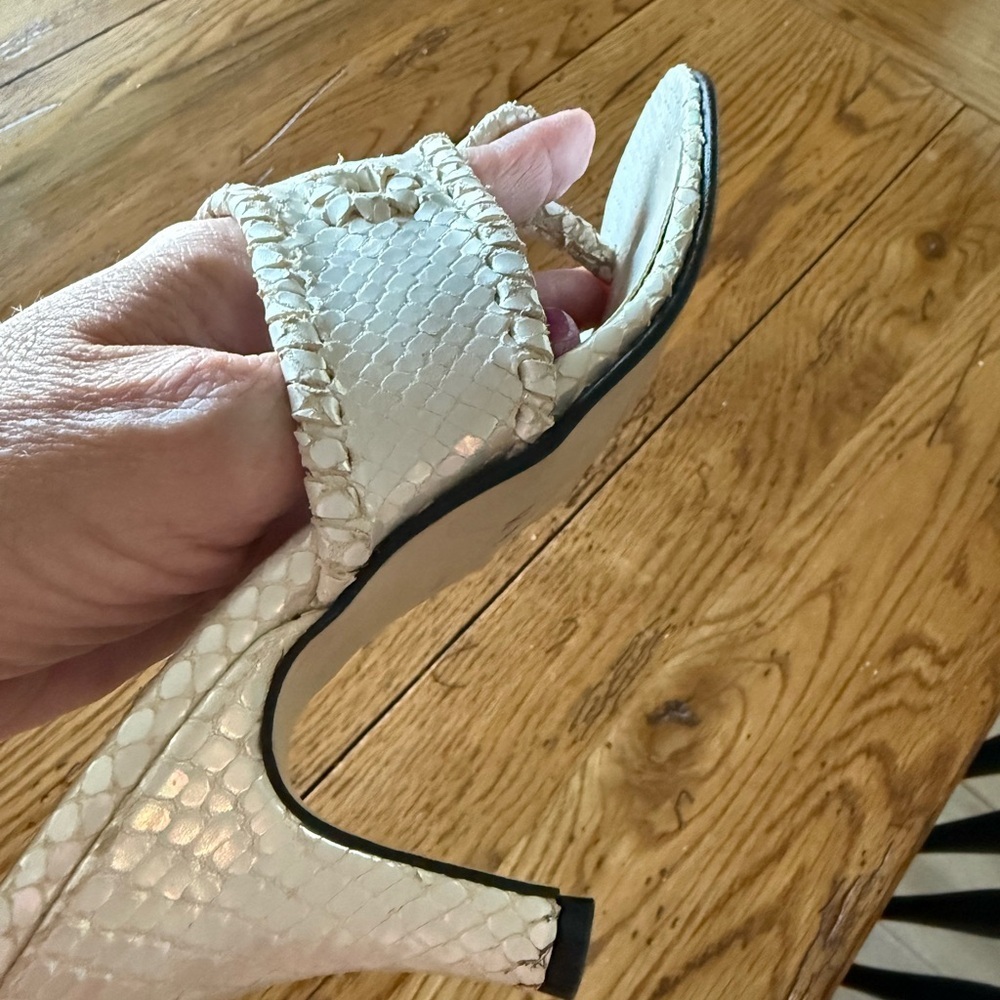 Jack Rogers Whipstitches Kitten Heel Thong Sandals SZ 6